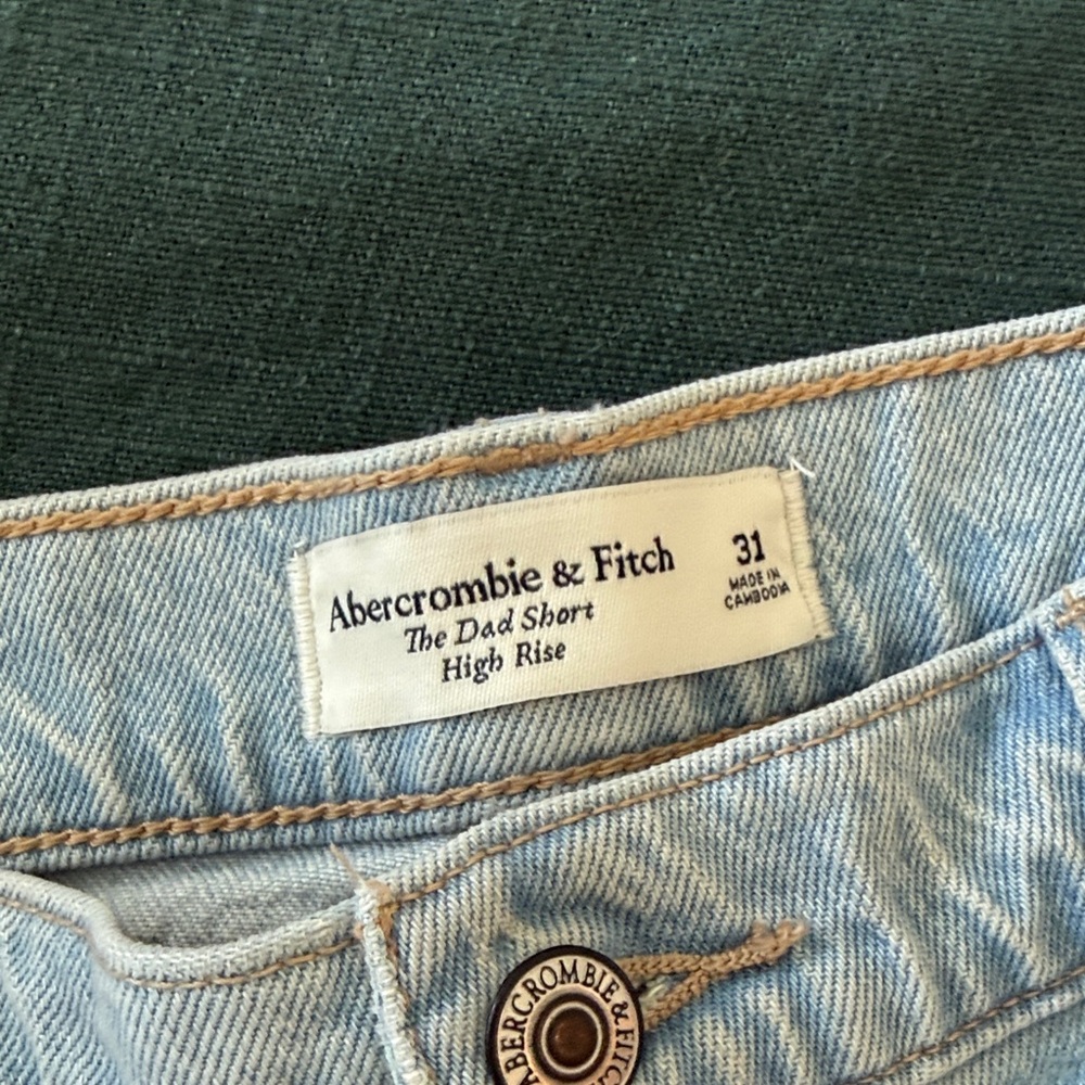 Abercrombie & Fitch Light Wash Dad-Style Denim Shorts - Picture 2 of 4
